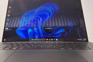 New Laptop Dell Precision 5550 16GB Intel Core I7 SSD 512GB