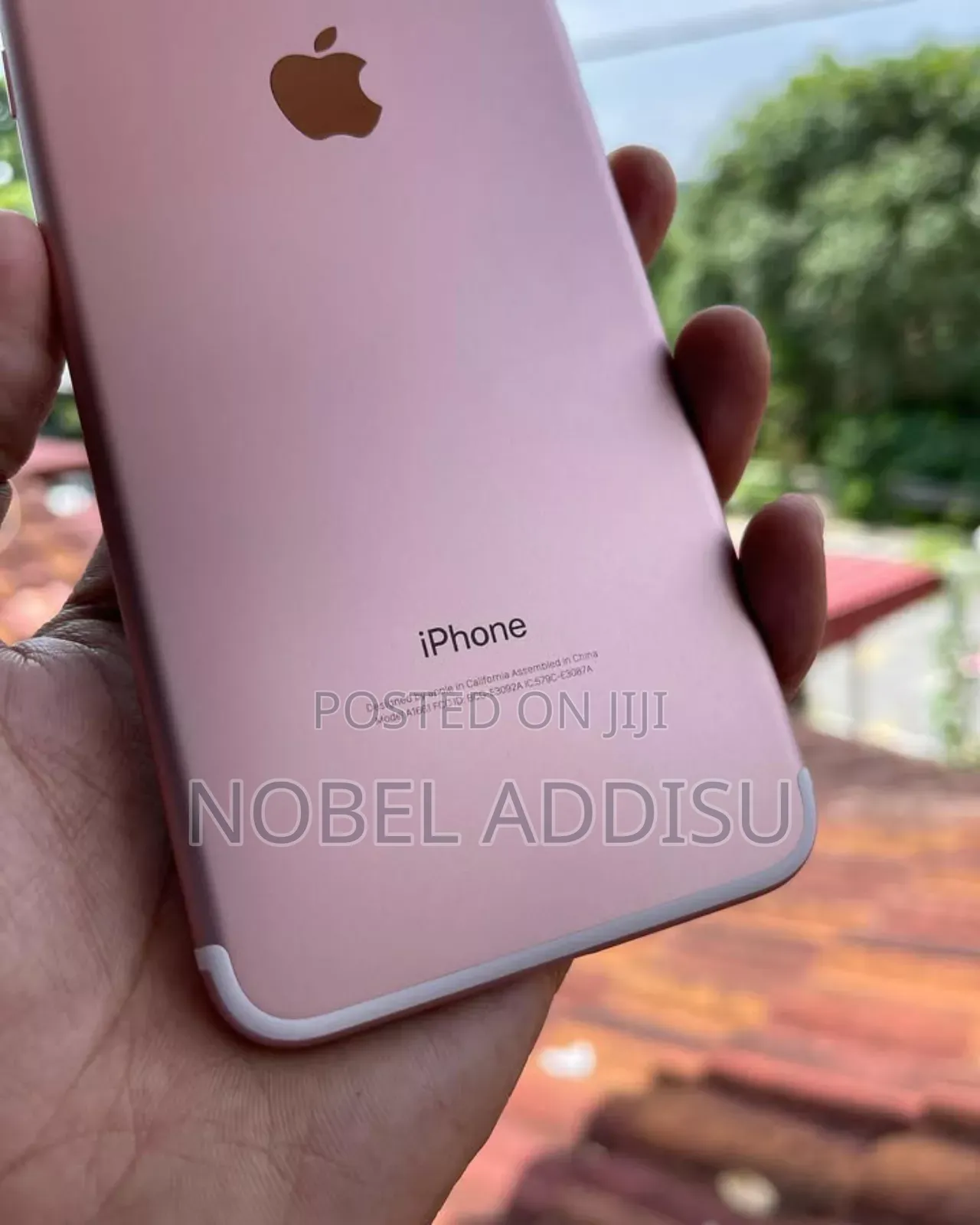 New Apple iPhone 7 Plus 32 GB Gold