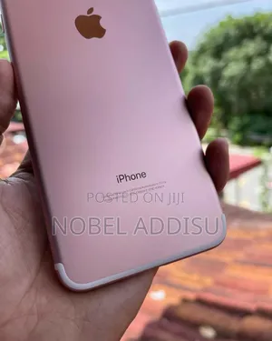 New Apple iPhone 7 Plus 32 GB Gold