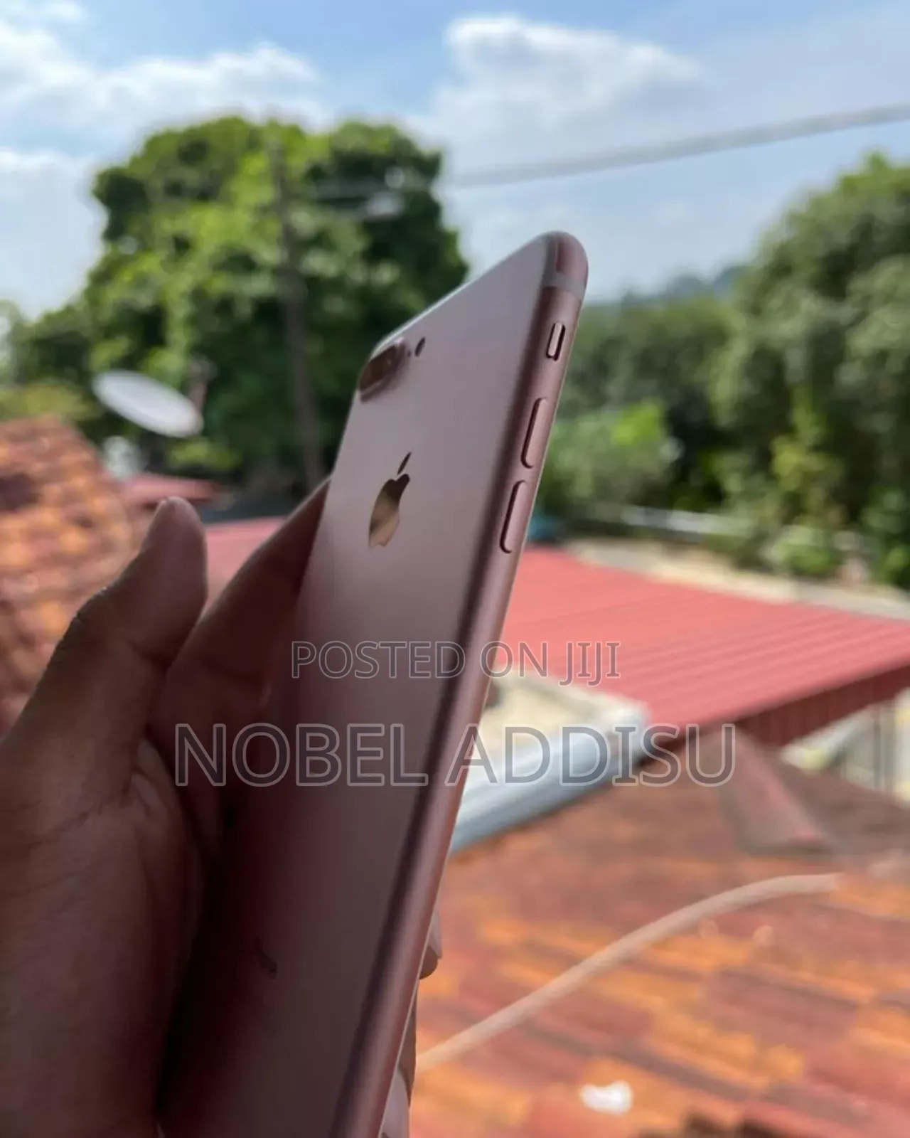 New Apple iPhone 7 Plus 32 GB Gold