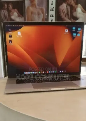 New Laptop Apple MacBook Pro 2017 16GB Intel Core I7 SSD 512GB