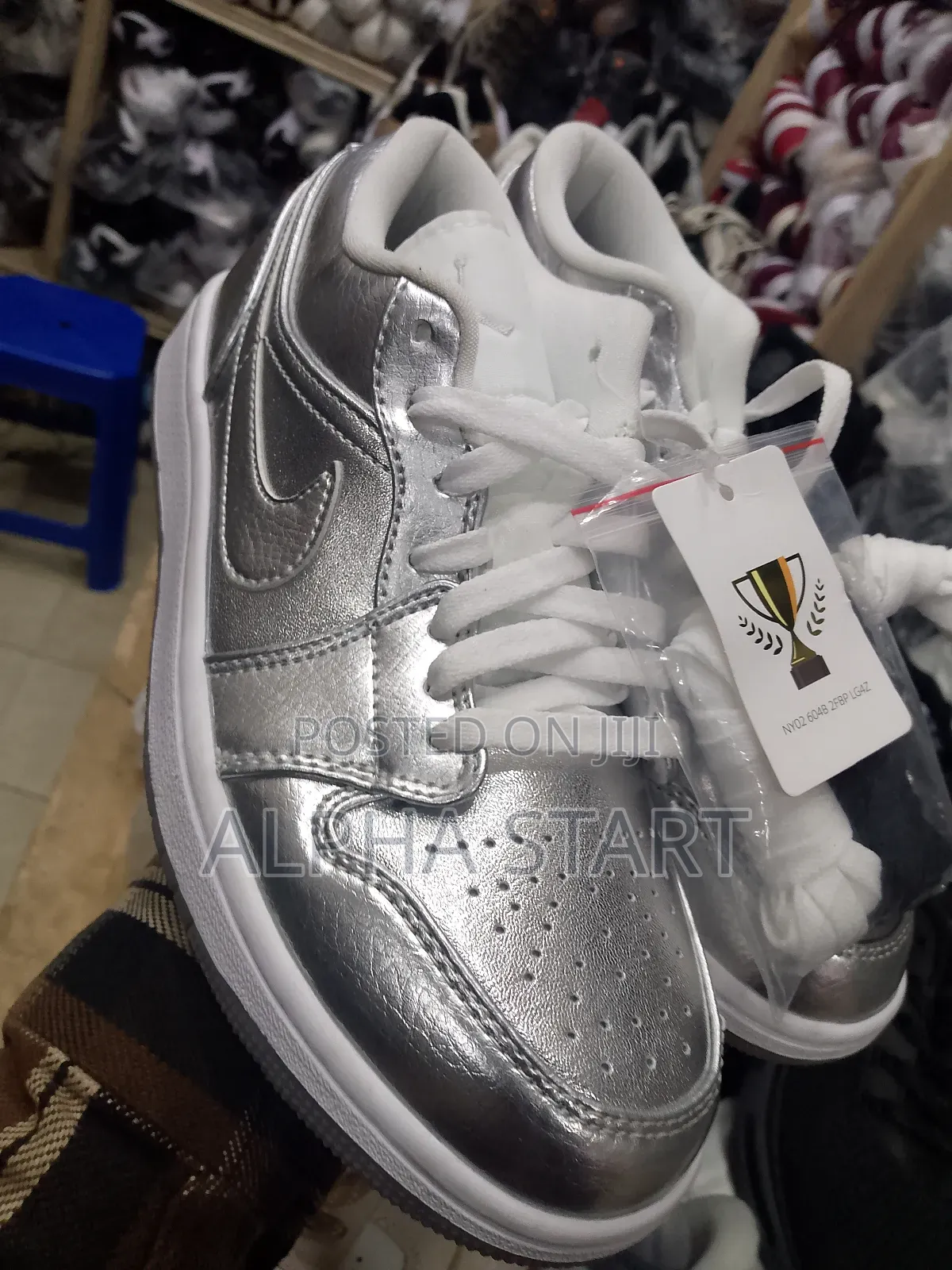 Jordan 1 Golden Retro High Master Quality Flat Shoes for Yo