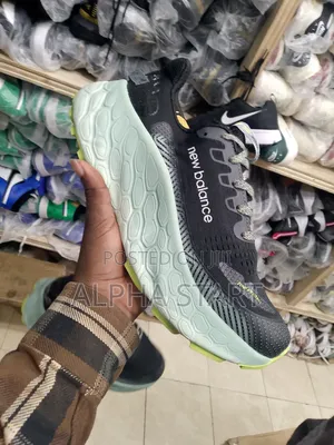 Photo - New Balance High Master Quality Sneakers for Runs Made Vietn