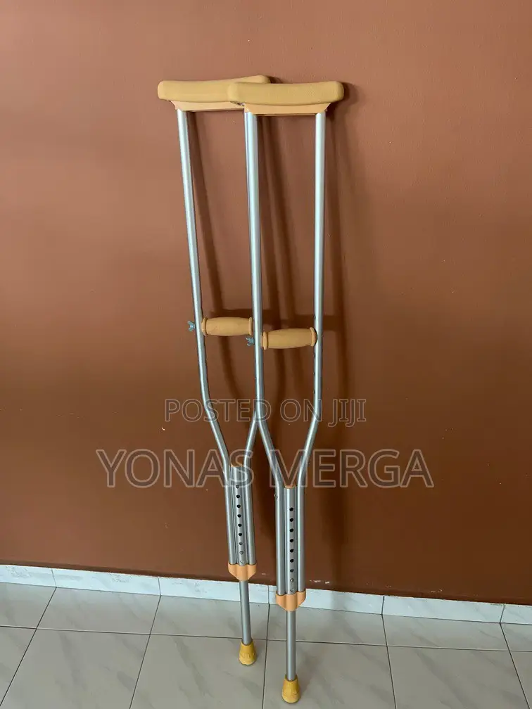 Walking or Extra Support Crutches፸茨crutches (X2 Units)