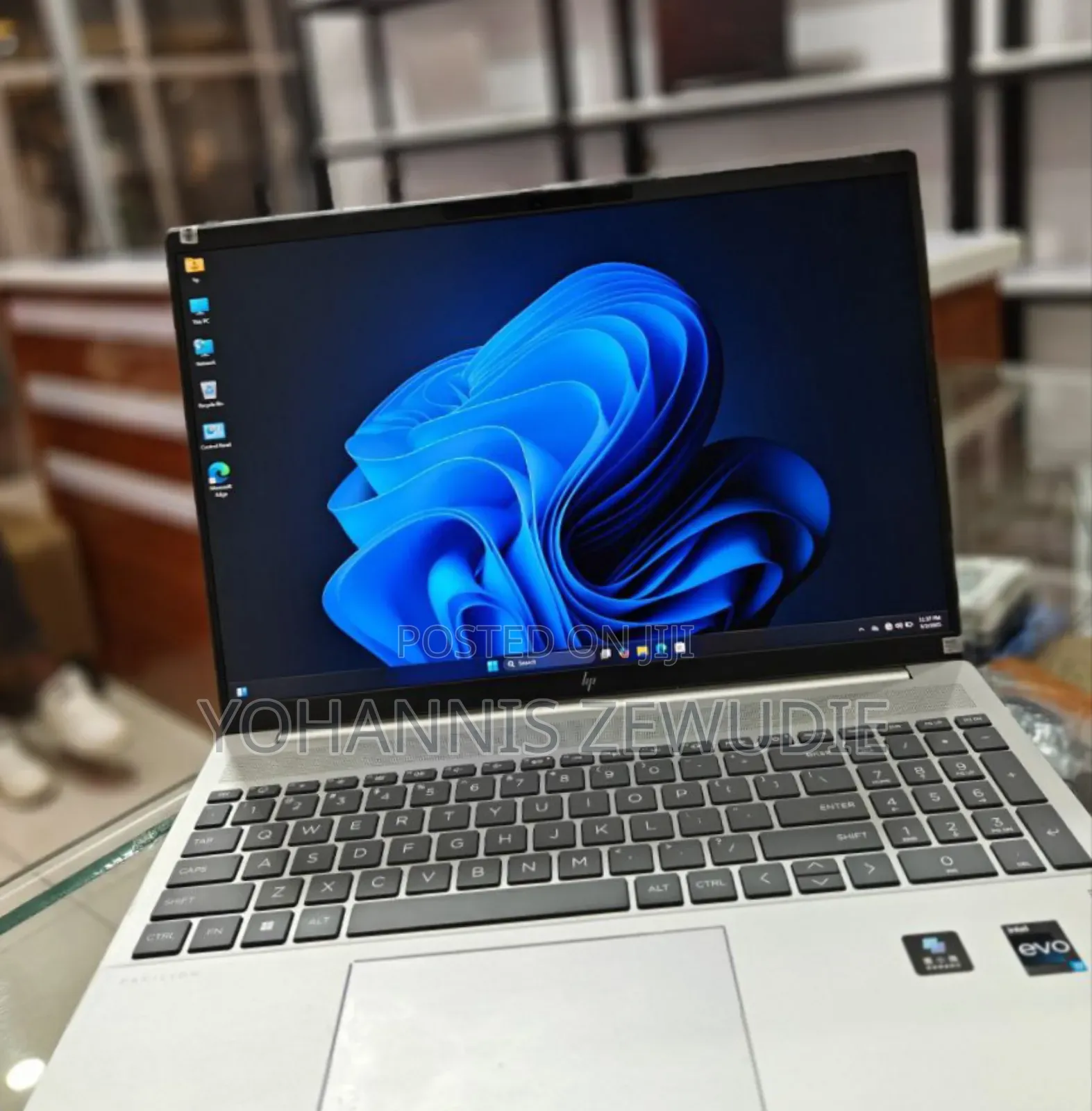 New Laptop HP Pavilion 15 16GB Intel Core i7 SSD 1T