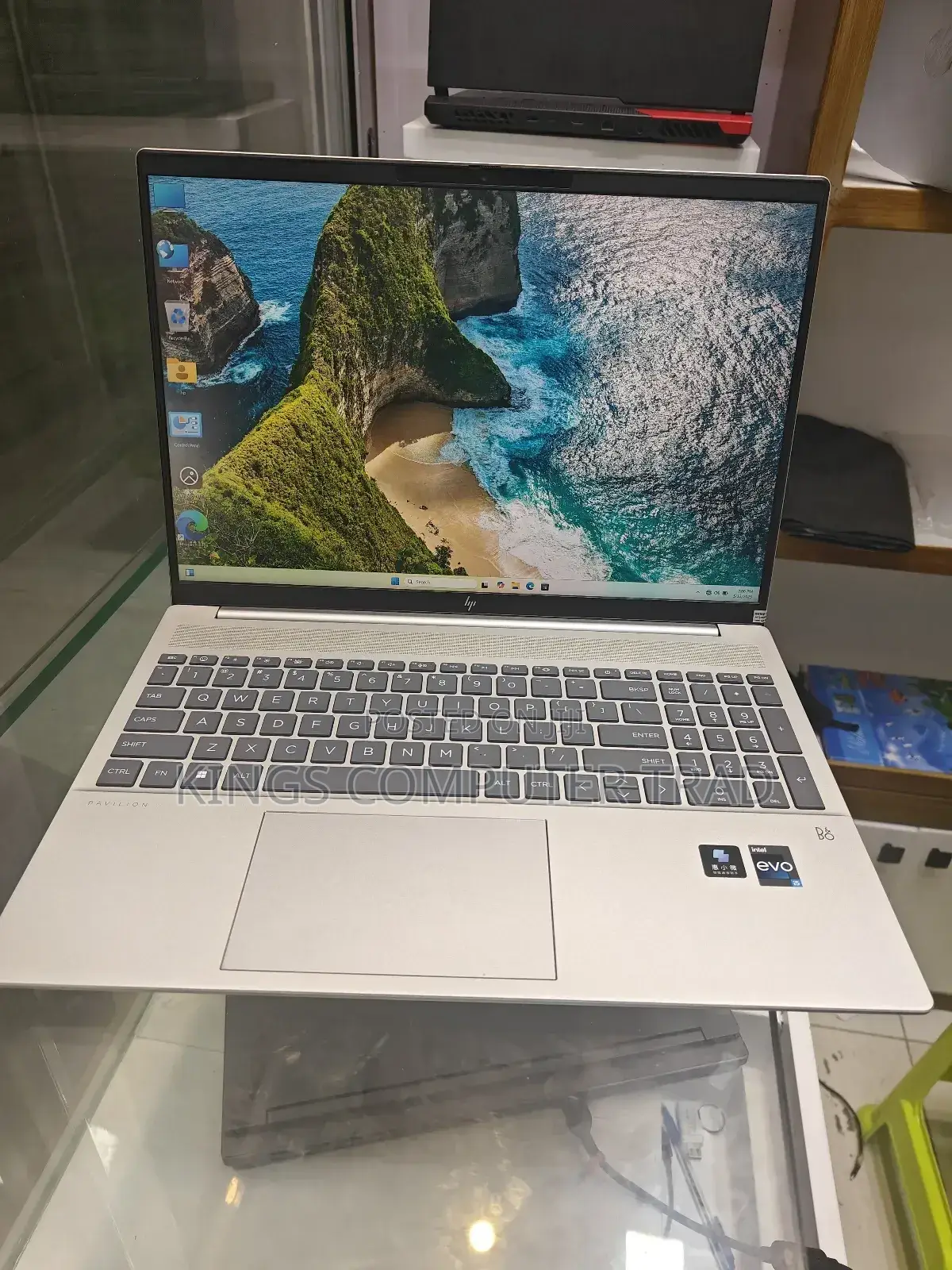 New Laptop HP Pavilion 15 16GB Intel Core I5 SSD 1T