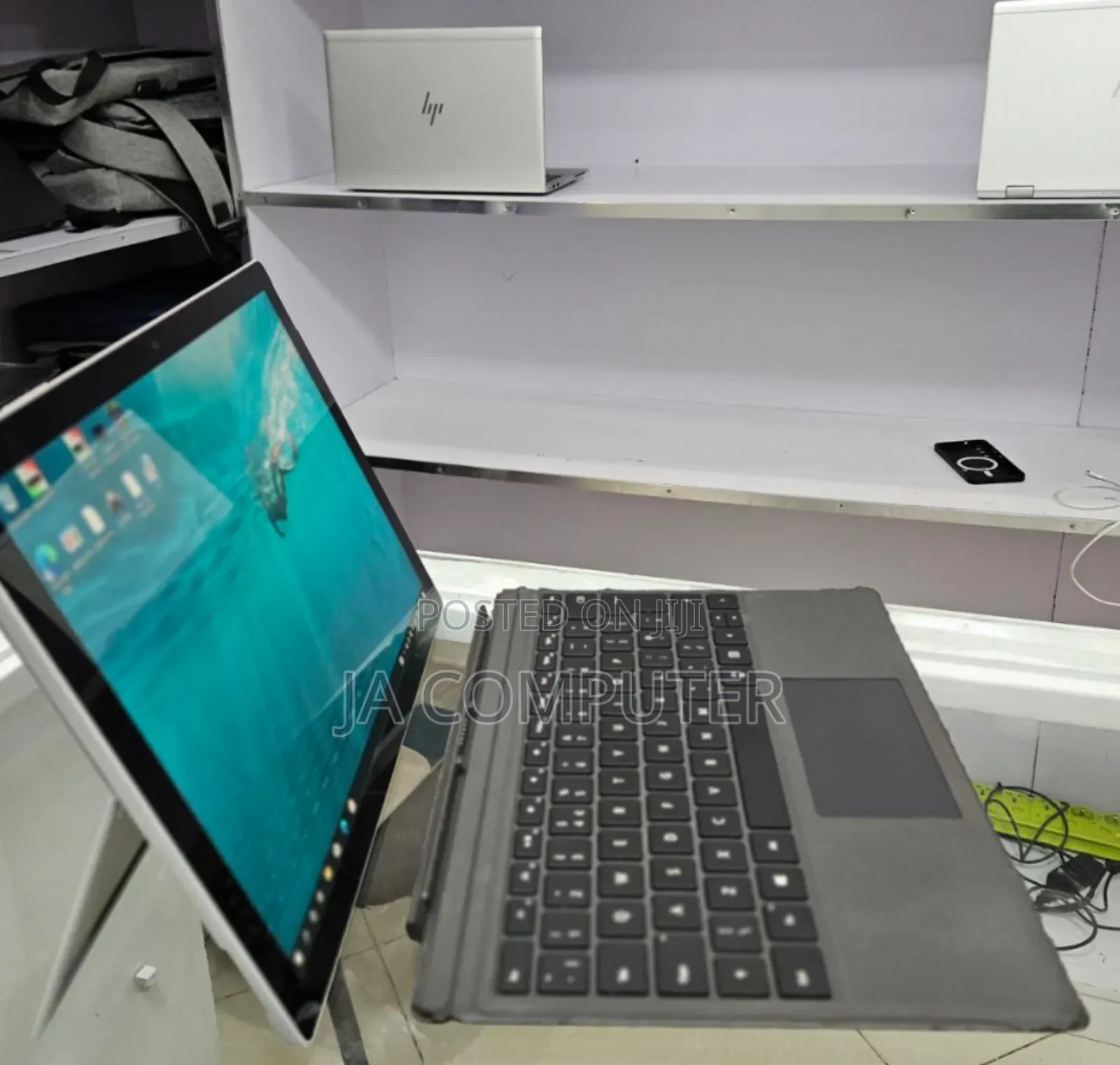 New Laptop Microsoft Surface Pro 7 8GB Intel Core I5 SSD 256GB