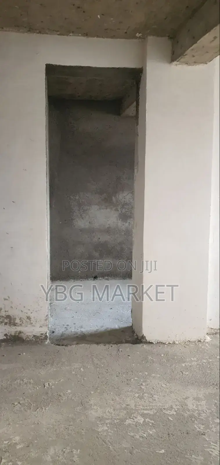 Furnished 3bdrm Apartment in Ayat Real Estate, Yeka for sale