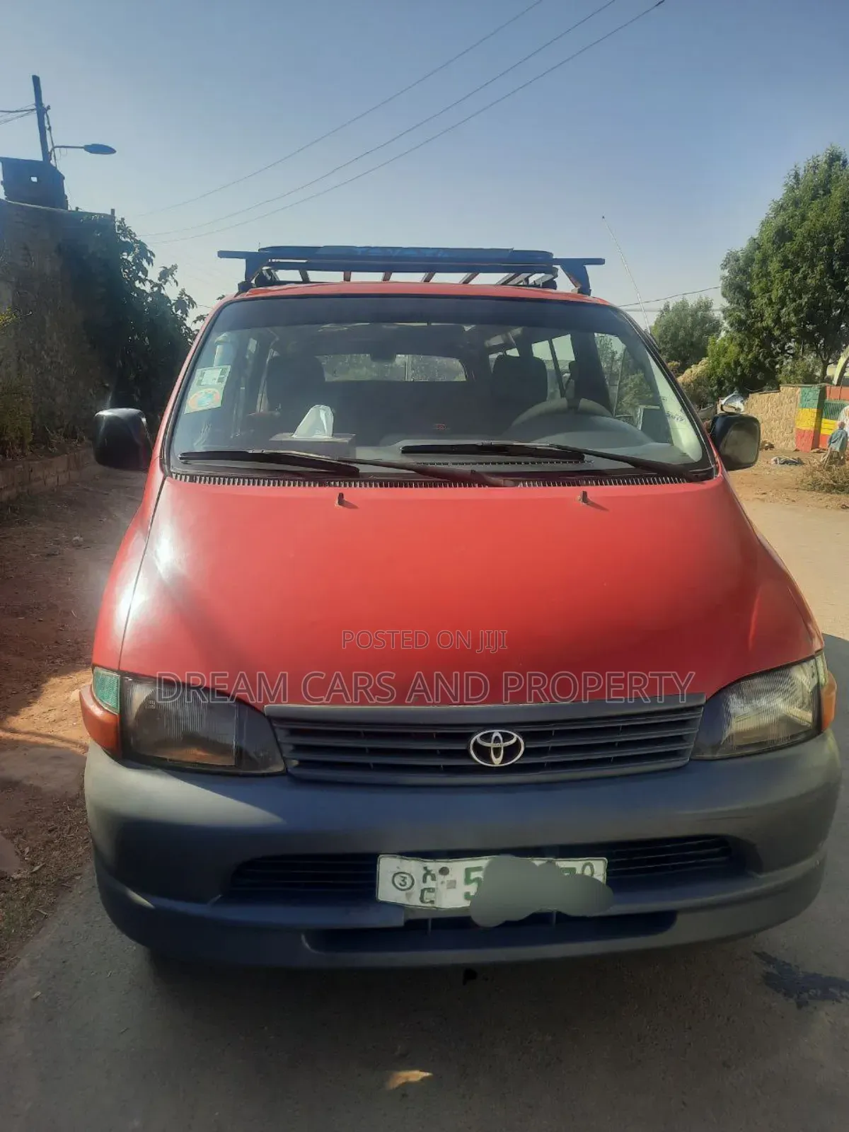 Toyota HiAce 2006 Red
