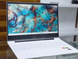 New Laptop HP Victus 16 16GB AMD Ryzen 7 SSD 1T