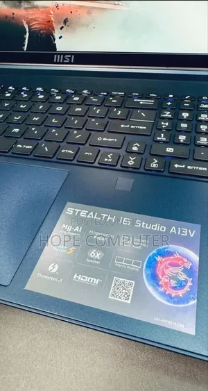 New Laptop MSI Stealth 16 AI Studio 32GB Intel Core I7 SSD 1T