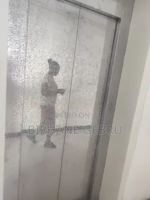 Luxury Apartiment Rent for Office