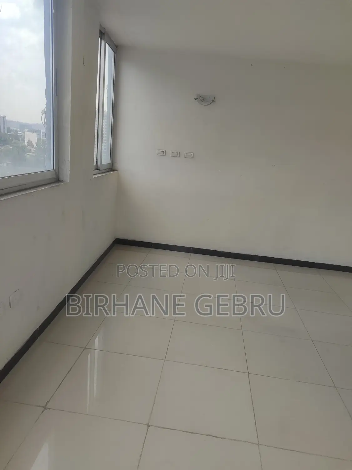 Luxury Apartiment Rent for Office