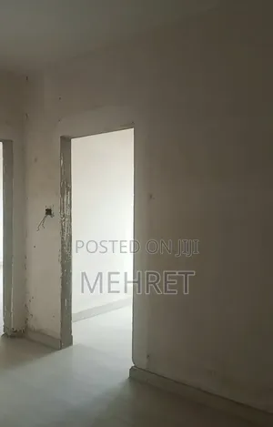 2bdrm Apartment in ባማኮን, Bole for sale