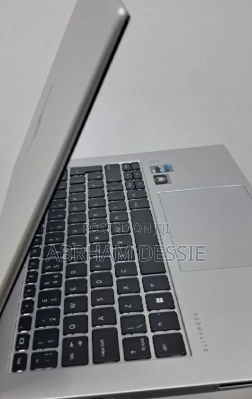 New Laptop HP EliteBook 840 G9 16GB Intel Core I7 SSD 512GB