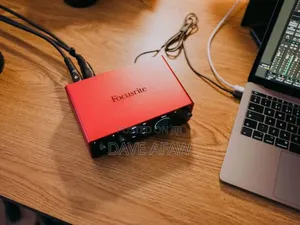 Scarlet Focusrite 4i4 4th Generation