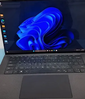 New Laptop Dell Precision 5550 16GB Intel Core I7 SSD 512GB