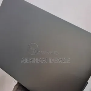 New Laptop Dell Precision 5550 16GB Intel Core I7 SSD 512GB