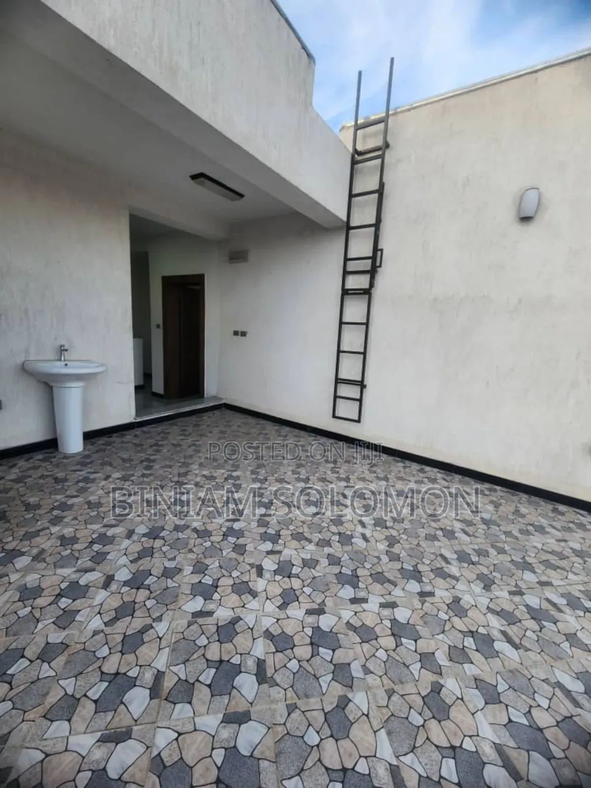 1bdrm Apartment in Bole for rent