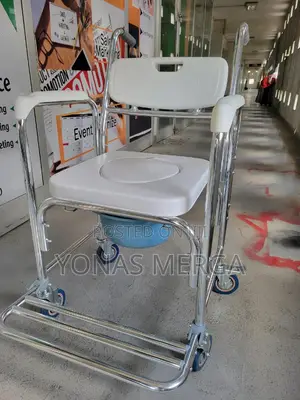 Three-in-One Nursing Chair for the Elderly, Four-Wheel Brake
