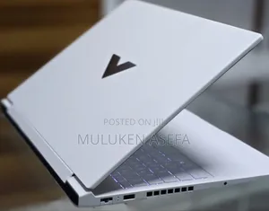 New Laptop HP Victus 16 16GB AMD Ryzen 7 SSD 1T
