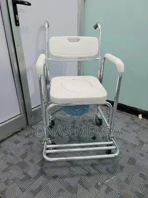 Photo - Ultra-Premium Padded Footrests Bathroom Chair፱迂toilet Chair