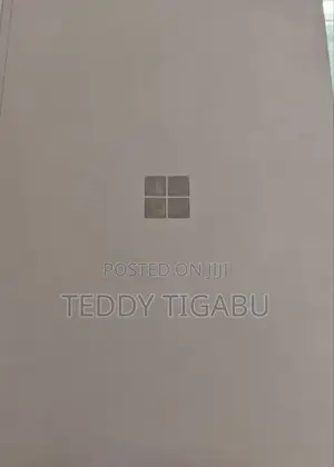 Photo - New Laptop Microsoft Surface Book 3 16GB Intel Core I7 SSD 256GB