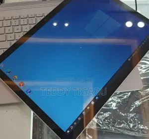 New Laptop Microsoft Surface Book 3 16GB Intel Core I7 SSD 256GB