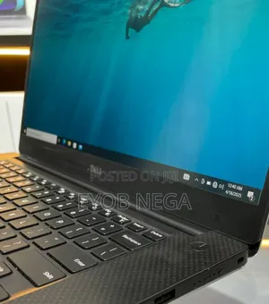 New Laptop Dell Precision 15 3520 16GB Intel Core I7 SSD 512GB