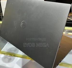 New Laptop Dell Precision 15 3520 16GB Intel Core I7 SSD 512GB