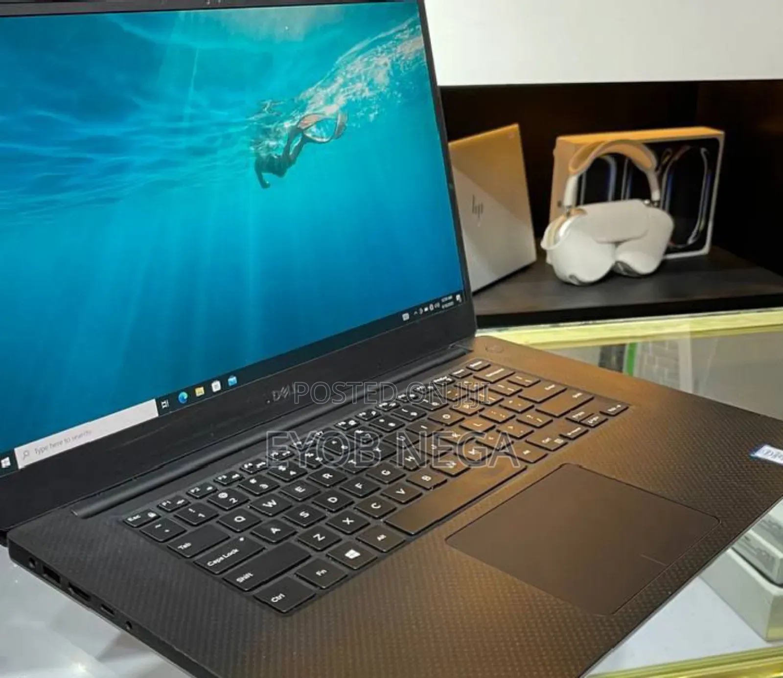 New Laptop Dell Precision 15 3520 16GB Intel Core I7 SSD 512GB