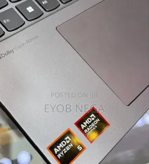 New Laptop Lenovo Yoga 2 8GB AMD Ryzen 5 SSD 512GB