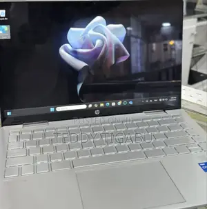 New Laptop HP Pavilion X360 8GB Intel Core I5 SSD 512GB