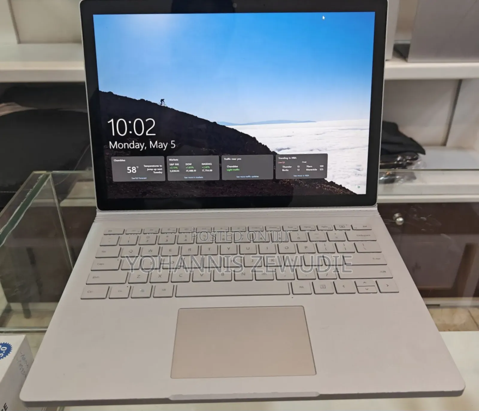 New Laptop Microsoft Surface Book 3 16GB Intel Core I7 SSD 256GB