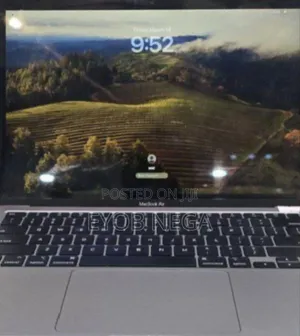 New Laptop Apple MacBook Air 2020 M1 8GB Apple M1 SSD 256GB