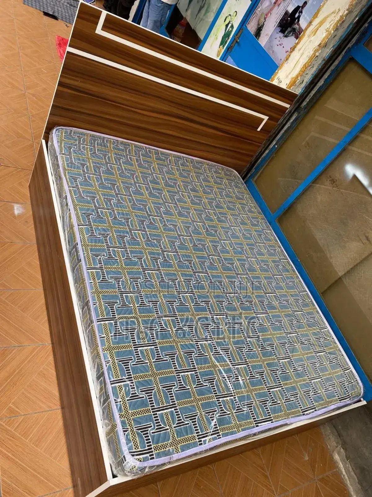 1.50 አልጋ(Alga),Bed 12500.1.50 አልጋና ፍራሽ በ21500.