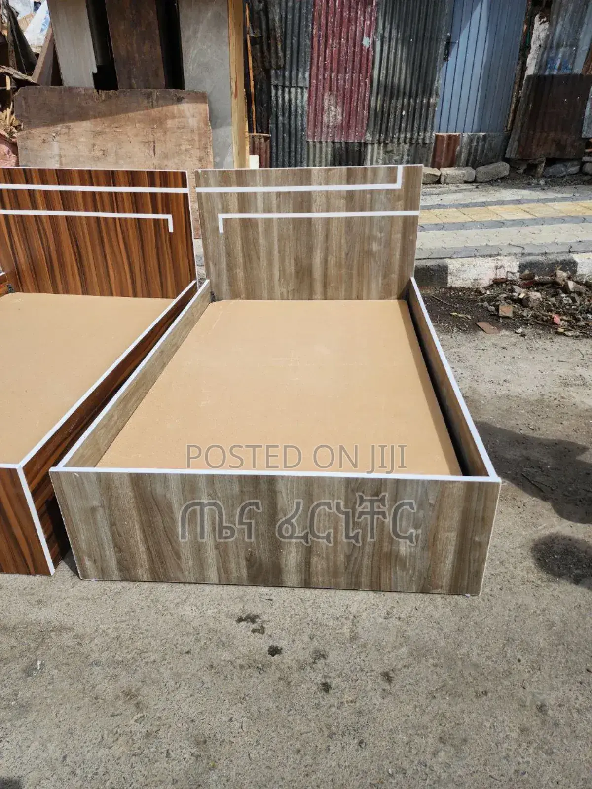 1.50 አልጋ(Alga),Bed 12500.1.50 አልጋና ፍራሽ በ21500.