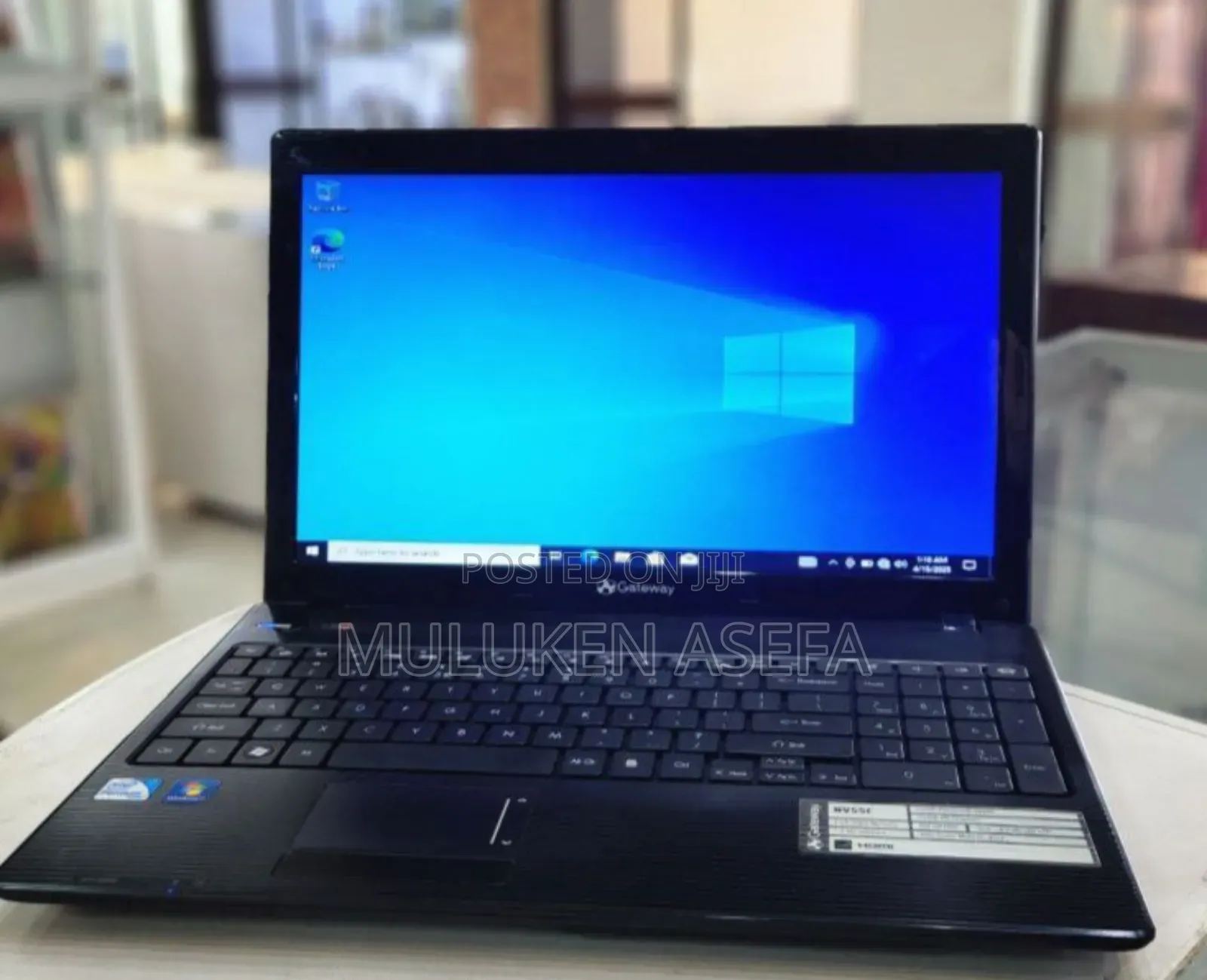 New Laptop Gateway CX2620h 4GB Intel Core I5 SSD 160GB