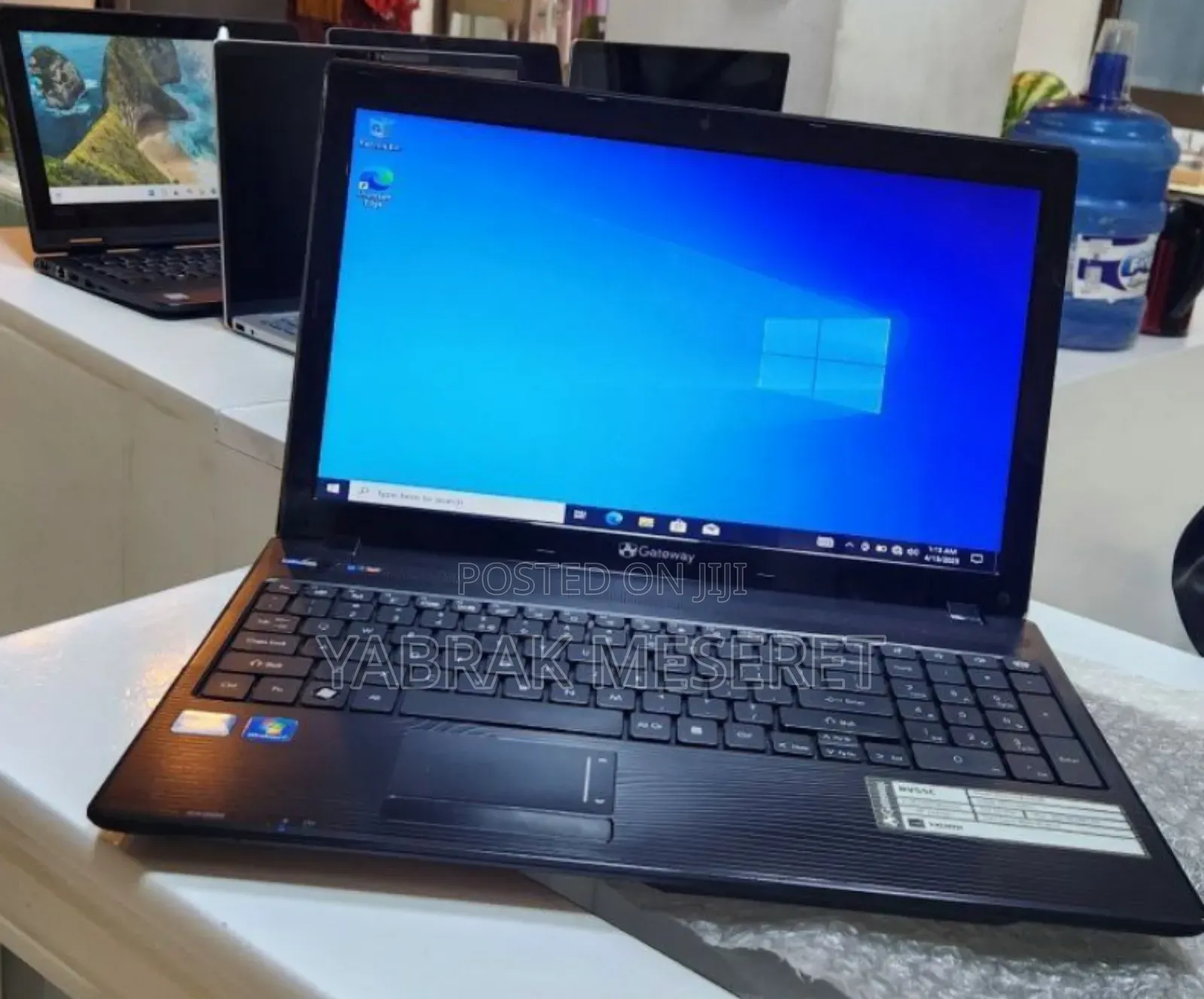 Laptop Lenovo 4GB Intel Xeon SSD 60GB
