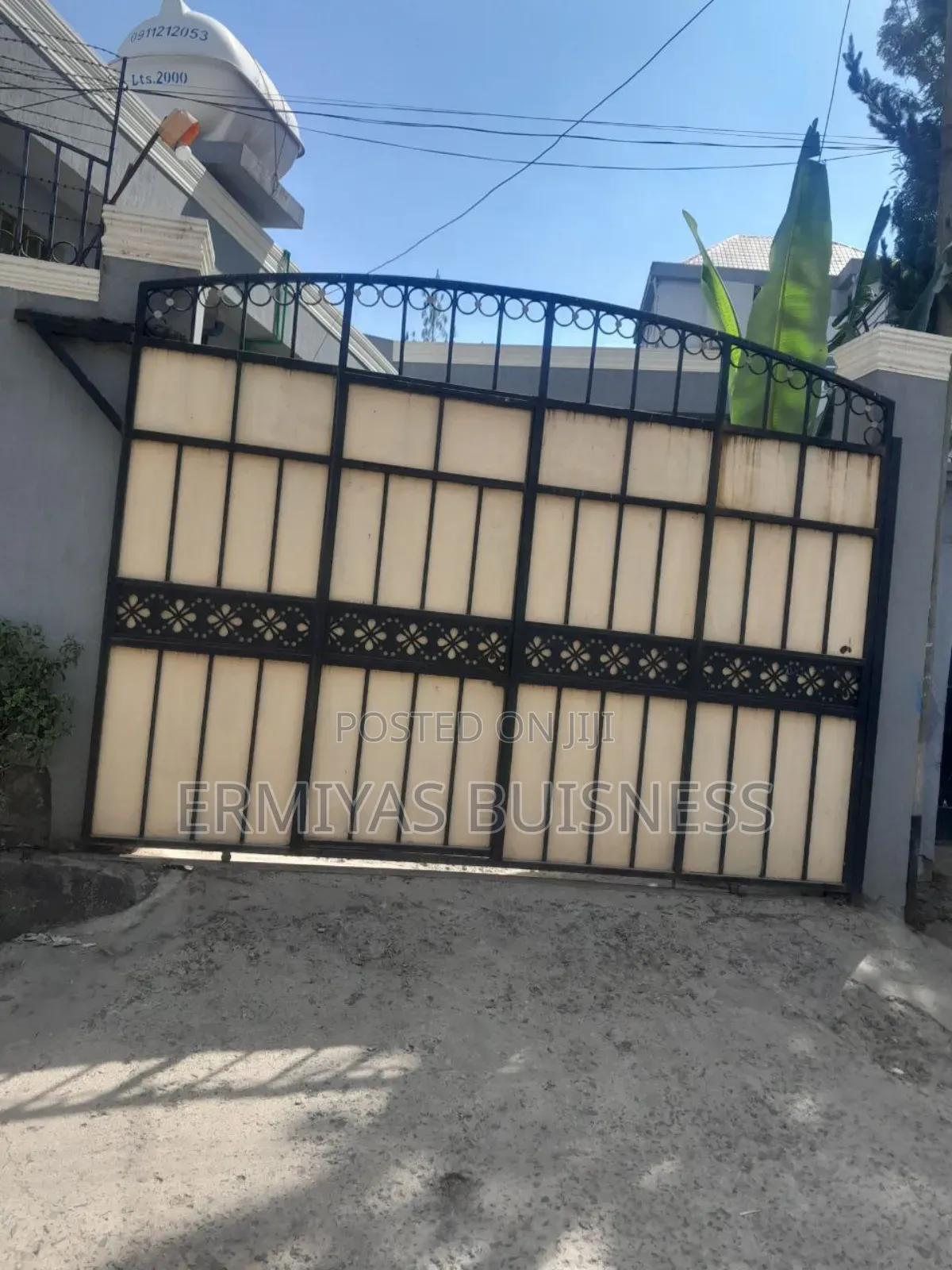 Furnished 3bdrm Villa in Kolfe Keranio for sale