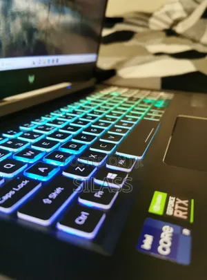 New Laptop Acer Predator Helios 300 16GB Intel Core I9 SSD 512GB