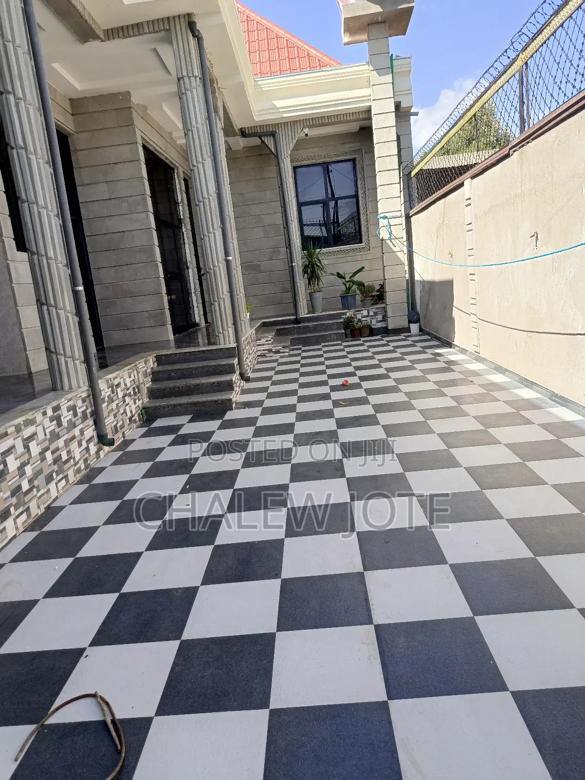 Furnished 4bdrm House in ኮካ, Oromia-Finfinne for sale