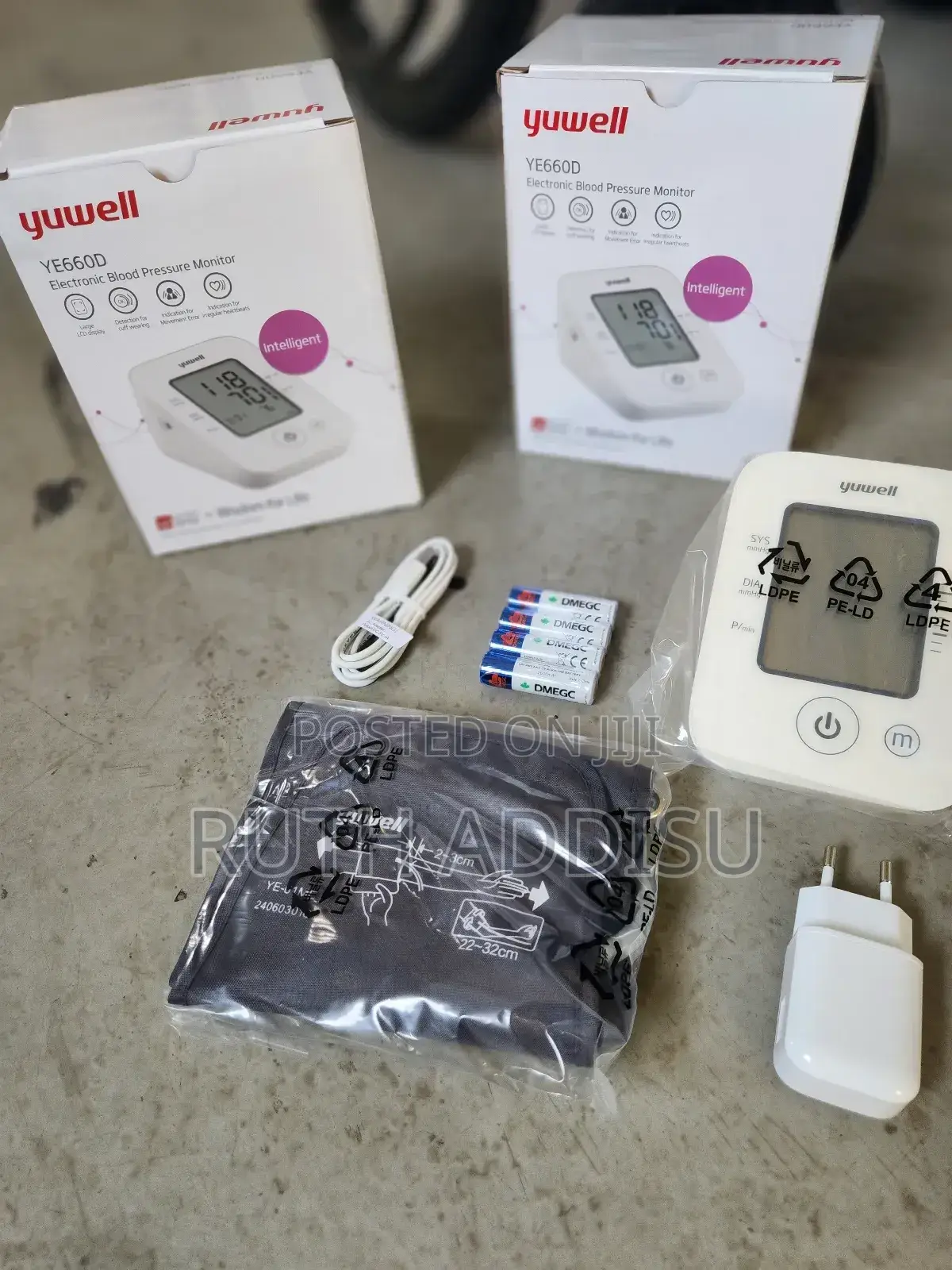 Blood Pressuer Monitor8ηdigital Blood Pressuer Monitor