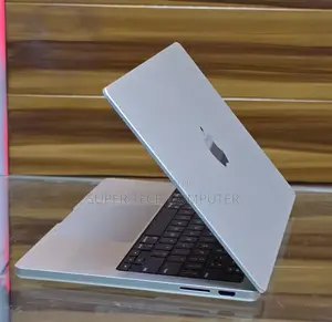 New Laptop Apple MacBook Pro 2023 M3 14-Inch 8GB Apple M3 SSD 512GB