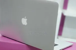 New Laptop Apple MacBook Pro 2015 16GB Intel Core I7 SSD 256GB