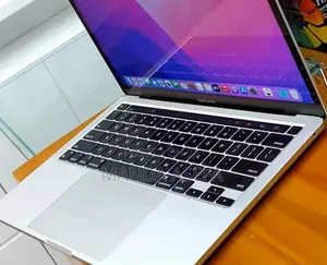 New Laptop Apple MacBook Pro M1 8GB Apple M1 SSD 512GB