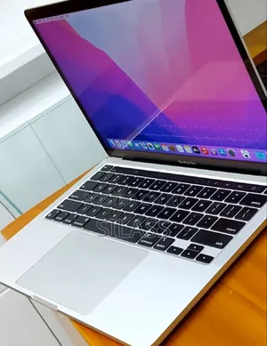 New Laptop Apple MacBook Pro 2021 M1 8GB Apple M1 Pro SSD 512GB