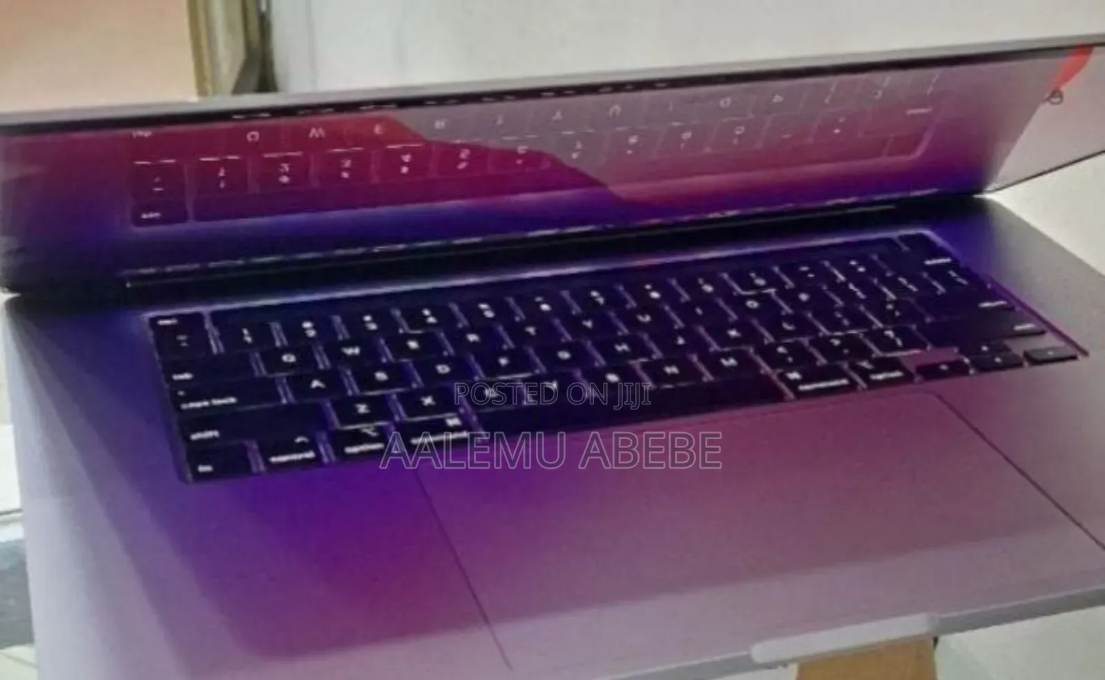 New Laptop Apple MacBook Pro 2019 16GB Intel Core I9 SSD 512GB
