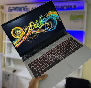 New Laptop Dell G15 5511 16GB AMD Ryzen 7 SSD 512GB