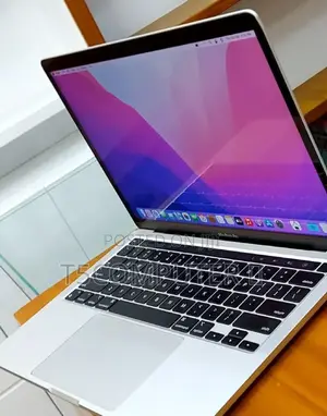 New Laptop Apple MacBook Pro M1 8GB Intel Core I5 SSD 512GB